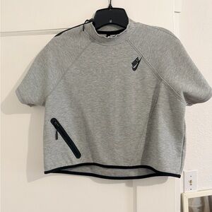Nike Heather Gray Crewneck Top